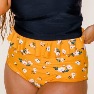 Coral Reef NWOT size 8/10 reversible Floral Swim Bottoms
